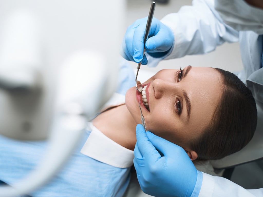 Healthy-Gums,-Happy-Smile-Dental-Checkups-in-Hamilton
