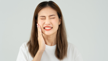Severe Tooth Pain at Night- How to Know if You Need Emergency Care in Hamilton